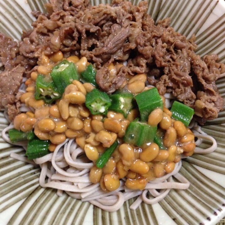 お箸がススム☆栄養いっぱい納豆肉蕎麦